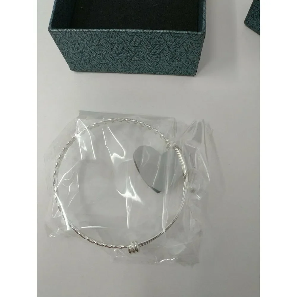 Wire Bangle Bracelet 